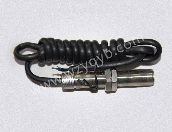 磁電(dian)轉速傳(chuán)感器